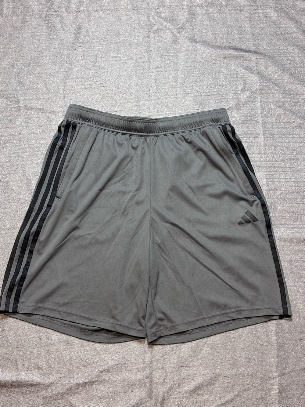 adidas Men’s Gray Athletic Shorts with Black Three-Stripes Size L
